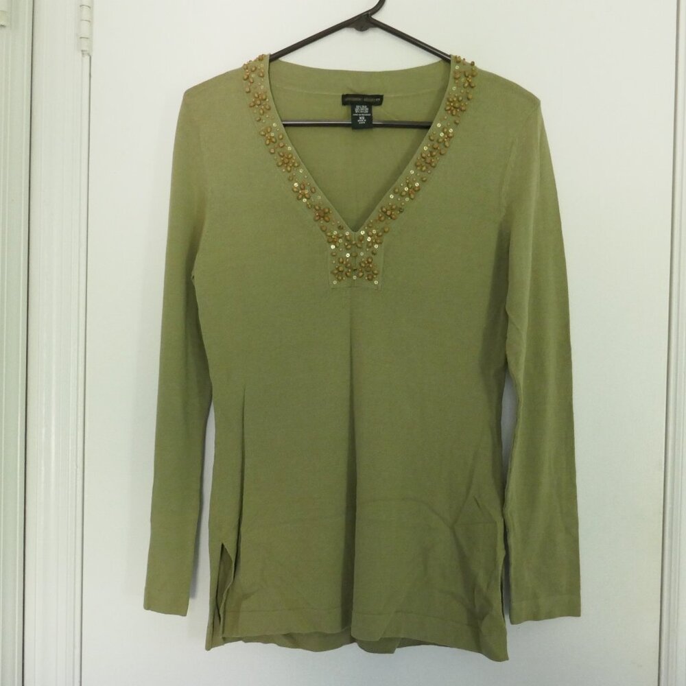 vintage Y2K NY & Company v-neck silk olive beaded tunic sweater size XS